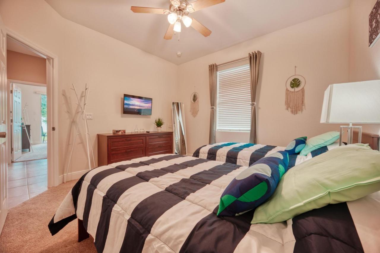 Villa Holiday Sunrise Кейп Корал Екстериор снимка